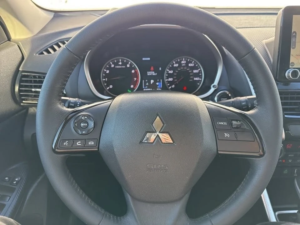 2023 Mitsubishi Eclipse Cross - Image 9 of 19
