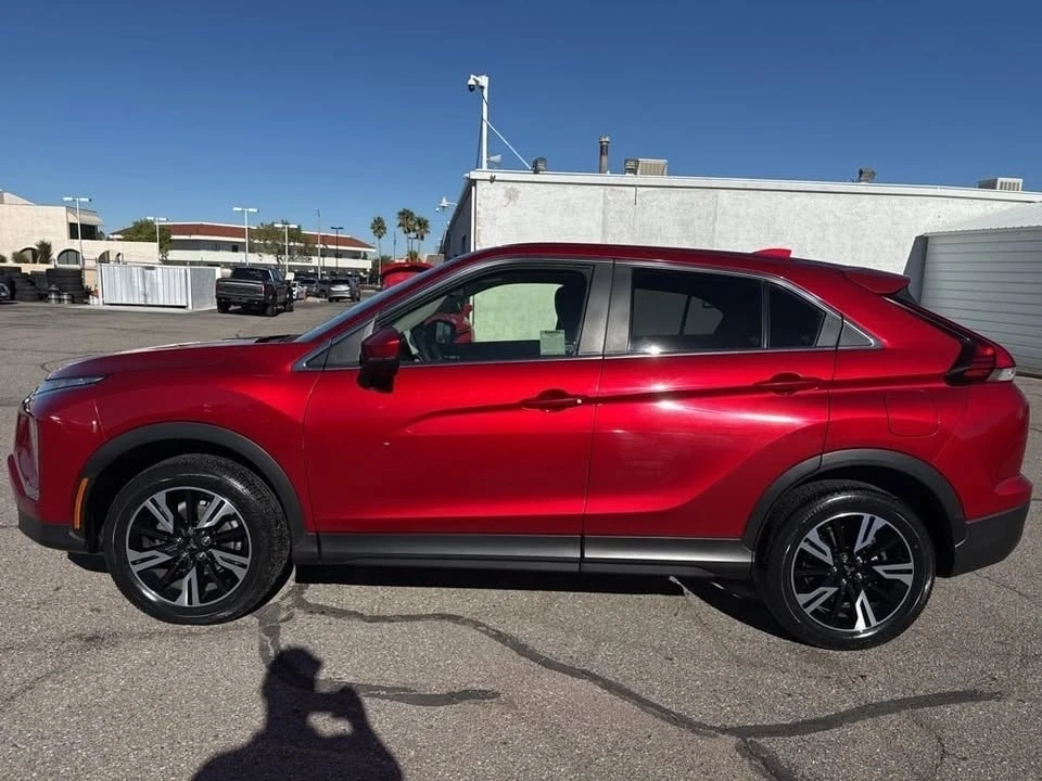 2023 Mitsubishi Eclipse Cross - Image 3 of 19