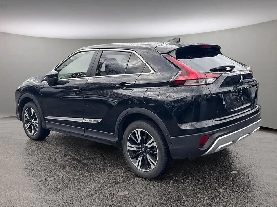 2023 Mitsubishi Eclipse Cross - Image 2 of 5