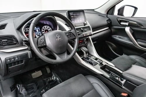 2023 Mitsubishi Eclipse Cross - Image 7 of 10