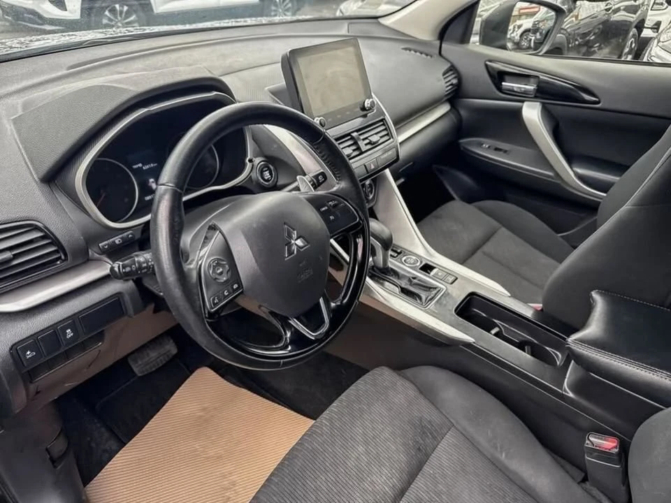 2023 Mitsubishi Eclipse Cross - Image 3 of 5