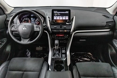 2023 Mitsubishi Eclipse Cross - Image 4 of 10