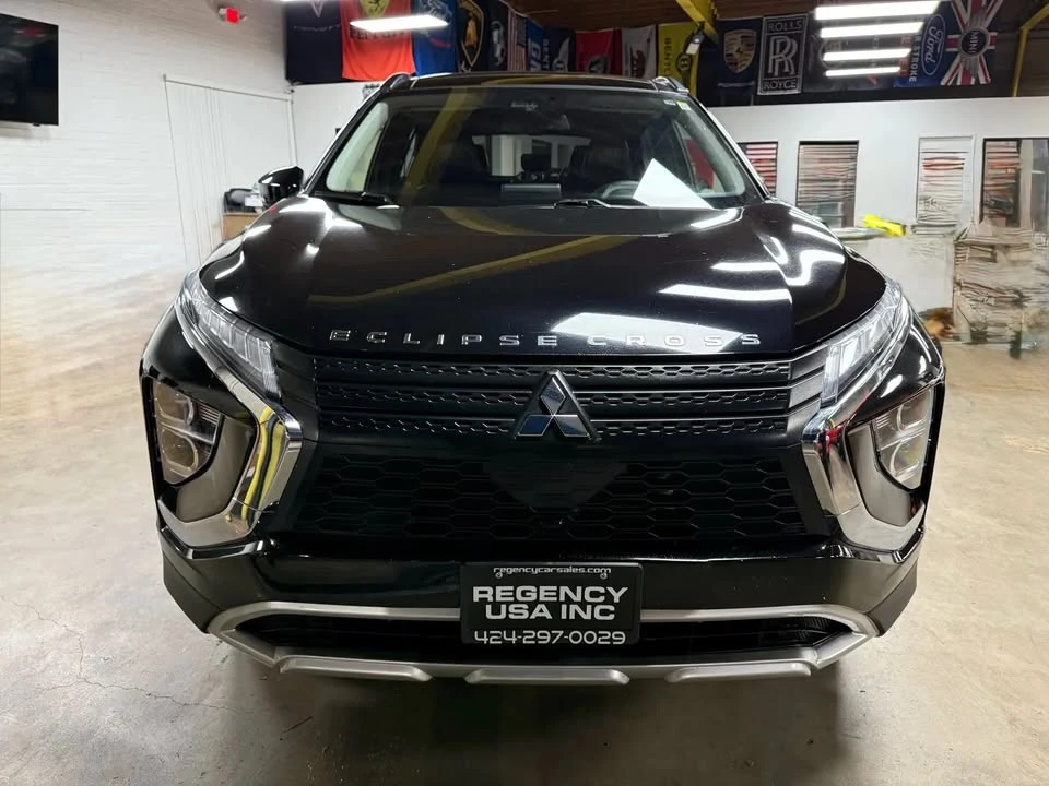 2023 Mitsubishi Eclipse Cross - Image 2 of 20