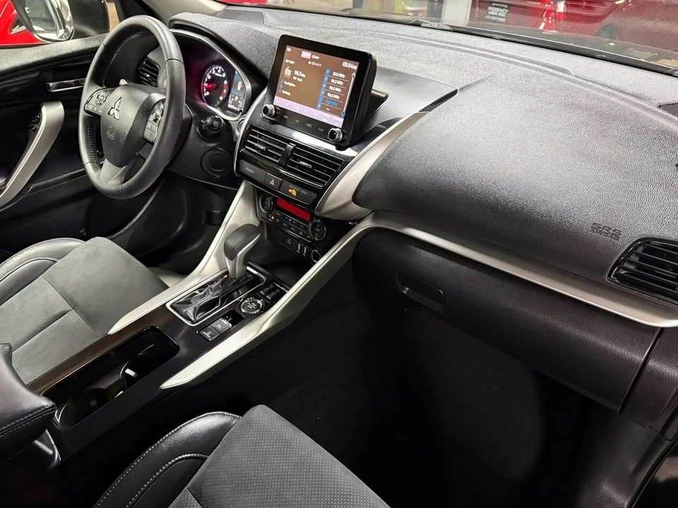 2023 Mitsubishi Eclipse Cross - Image 9 of 20