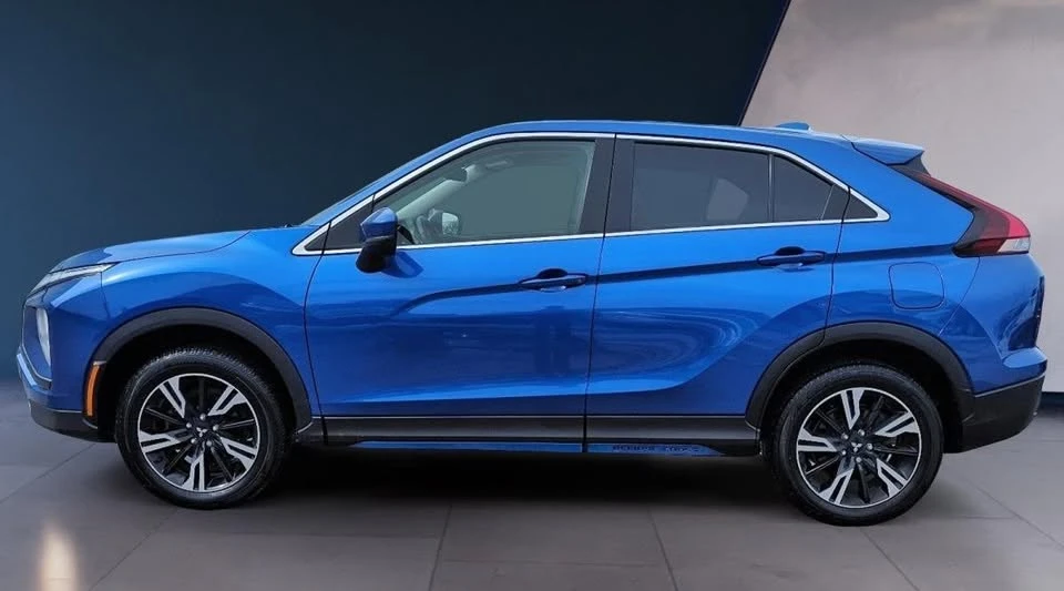 2023 Mitsubishi Eclipse Cross - Image 2 of 4