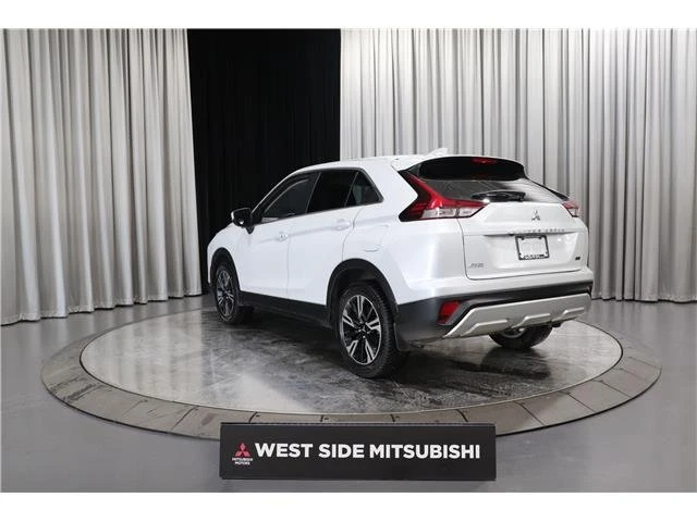 2023 Mitsubishi Eclipse Cross - Image 3 of 19