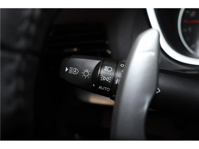2023 Mitsubishi Eclipse Cross - Image 12 of 19