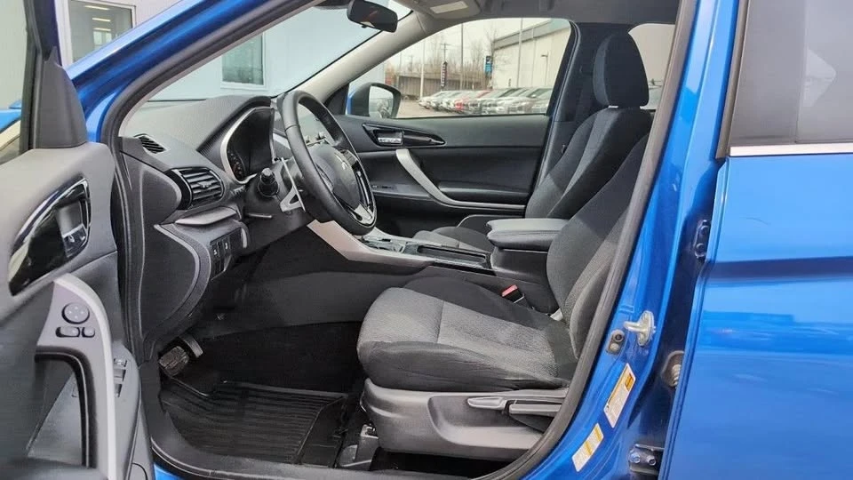 2023 Mitsubishi Eclipse Cross - Image 8 of 20