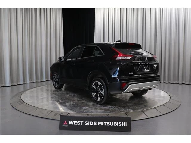2023 Mitsubishi Eclipse Cross - Image 3 of 19