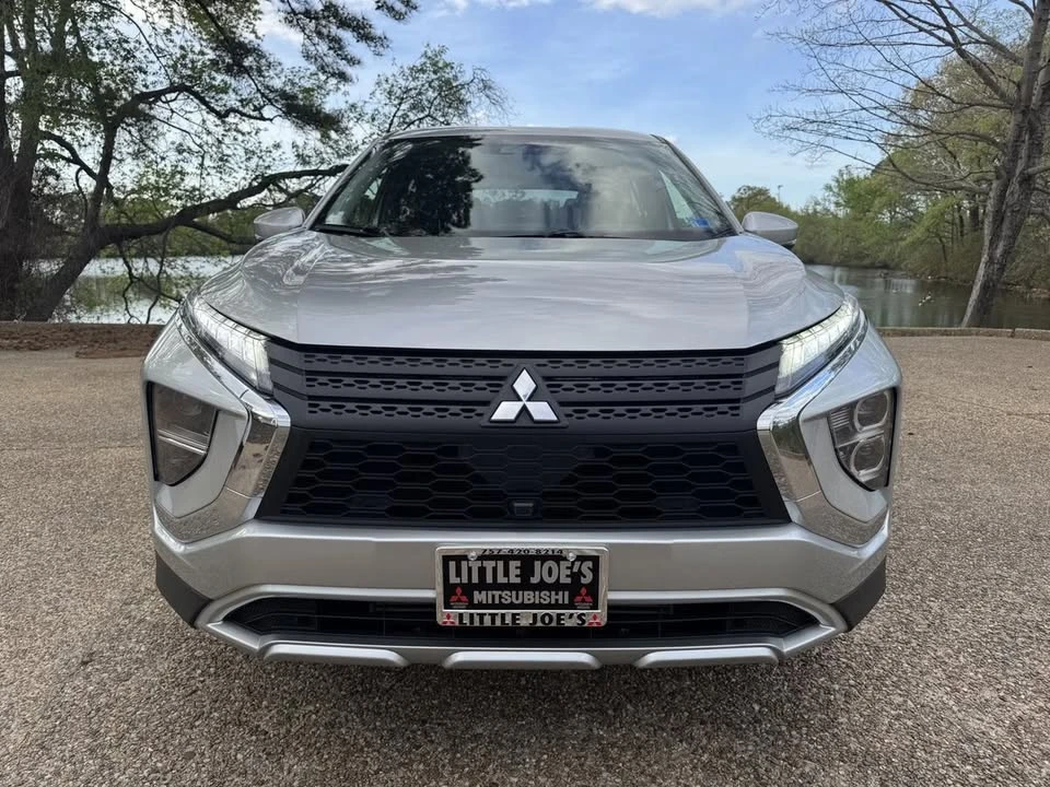 2023 Mitsubishi Eclipse Cross - Image 8 of 14