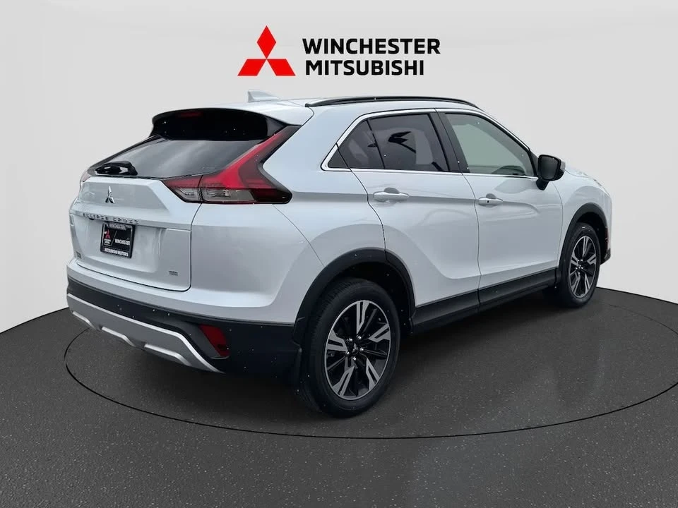 2023 Mitsubishi Eclipse Cross - Image 2 of 19