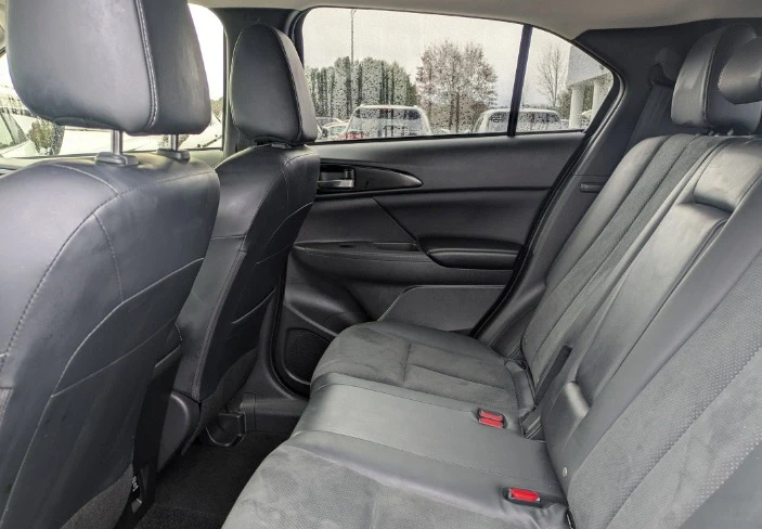 2023 Mitsubishi Eclipse Cross - Image 8 of 12