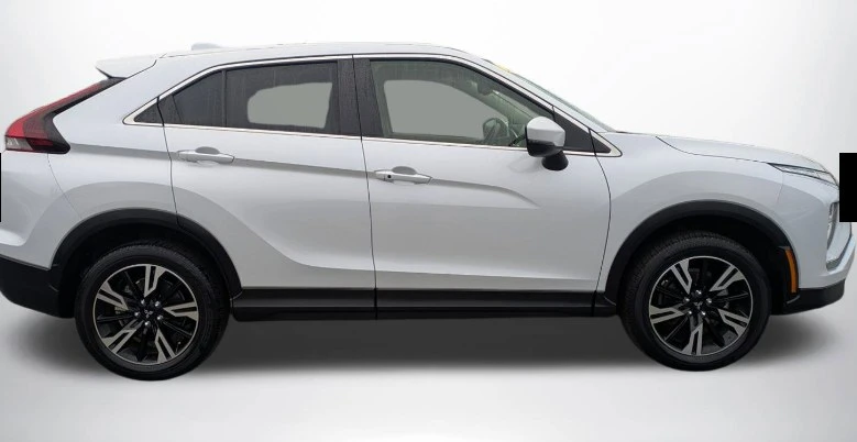 2023 Mitsubishi Eclipse Cross - Image 2 of 12
