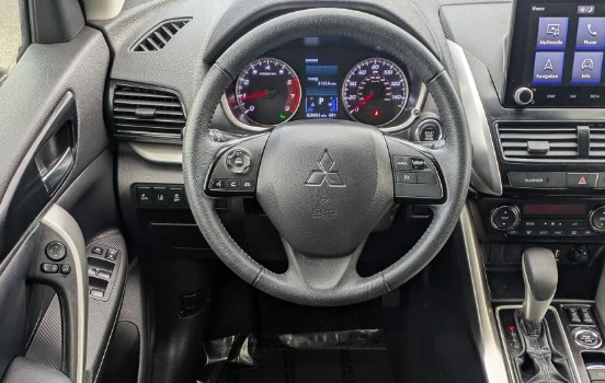 2023 Mitsubishi Eclipse Cross - Image 10 of 12