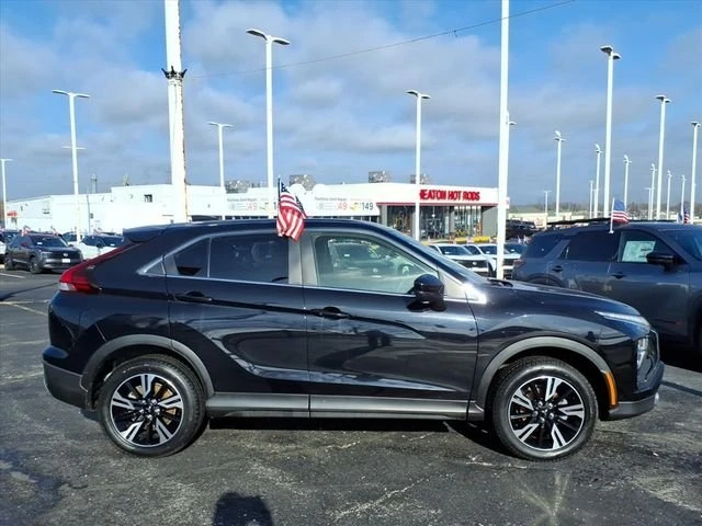 2023 Mitsubishi Eclipse Cross - Image 2 of 19