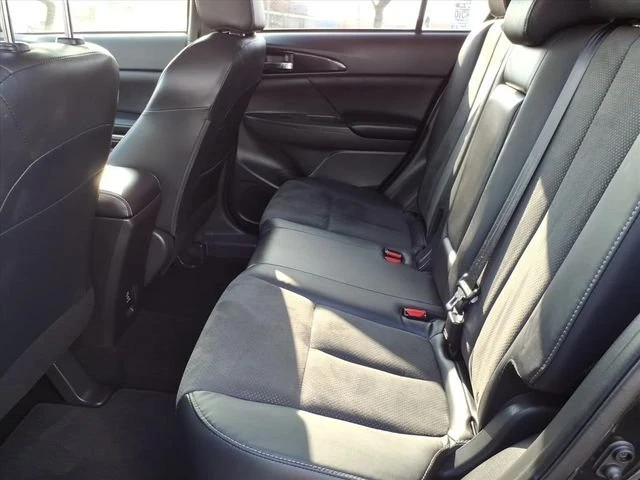 2023 Mitsubishi Eclipse Cross - Image 12 of 19