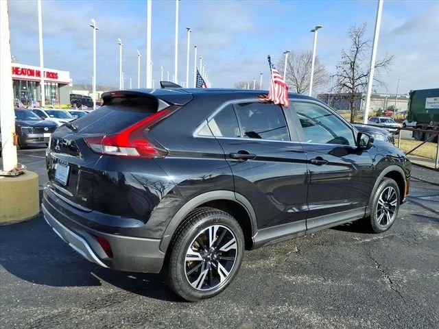 2023 Mitsubishi Eclipse Cross - Image 3 of 18
