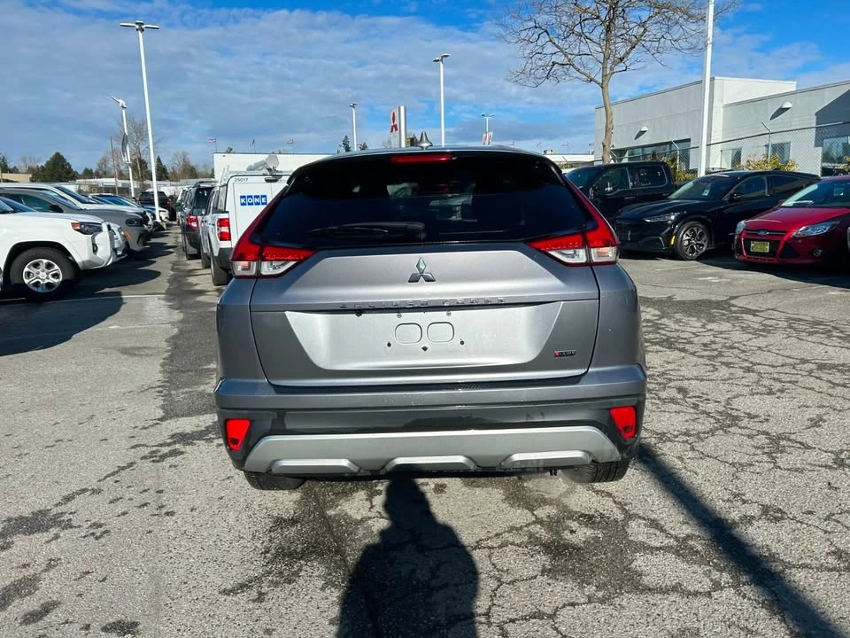 2023 Mitsubishi Eclipse Cross - Image 6 of 19