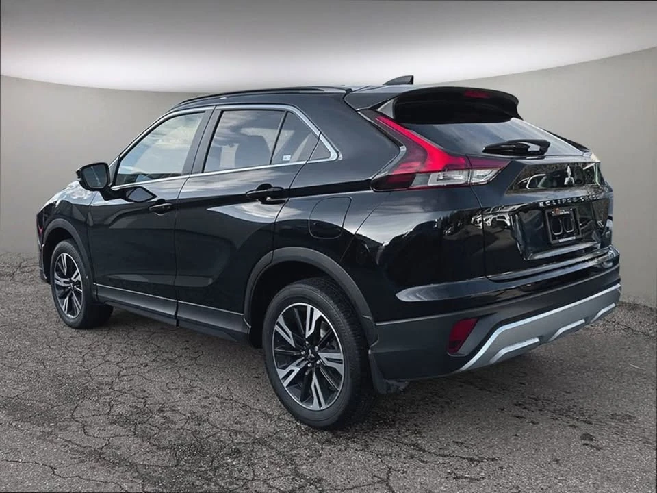 2023 Mitsubishi Eclipse Cross - Image 4 of 20