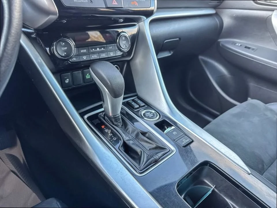 2023 Mitsubishi Eclipse Cross - Image 17 of 20