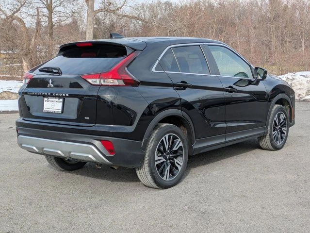 2023 Mitsubishi Eclipse Cross - Image 2 of 20