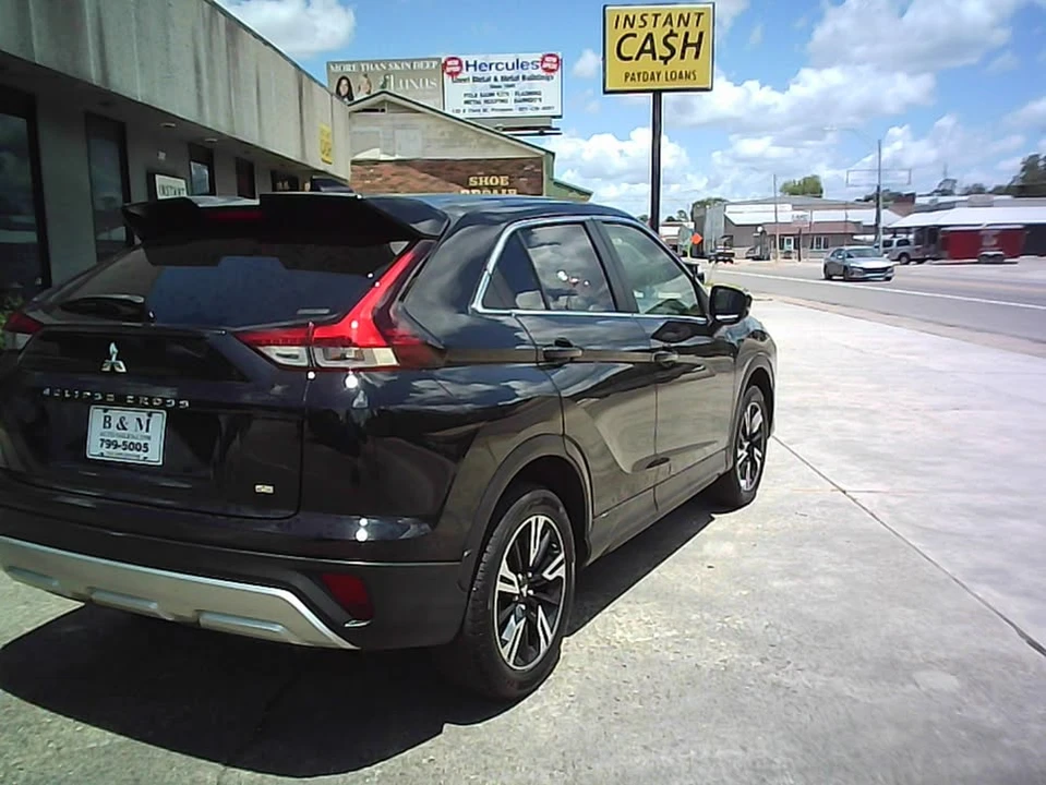 2023 Mitsubishi Eclipse Cross - Image 3 of 20
