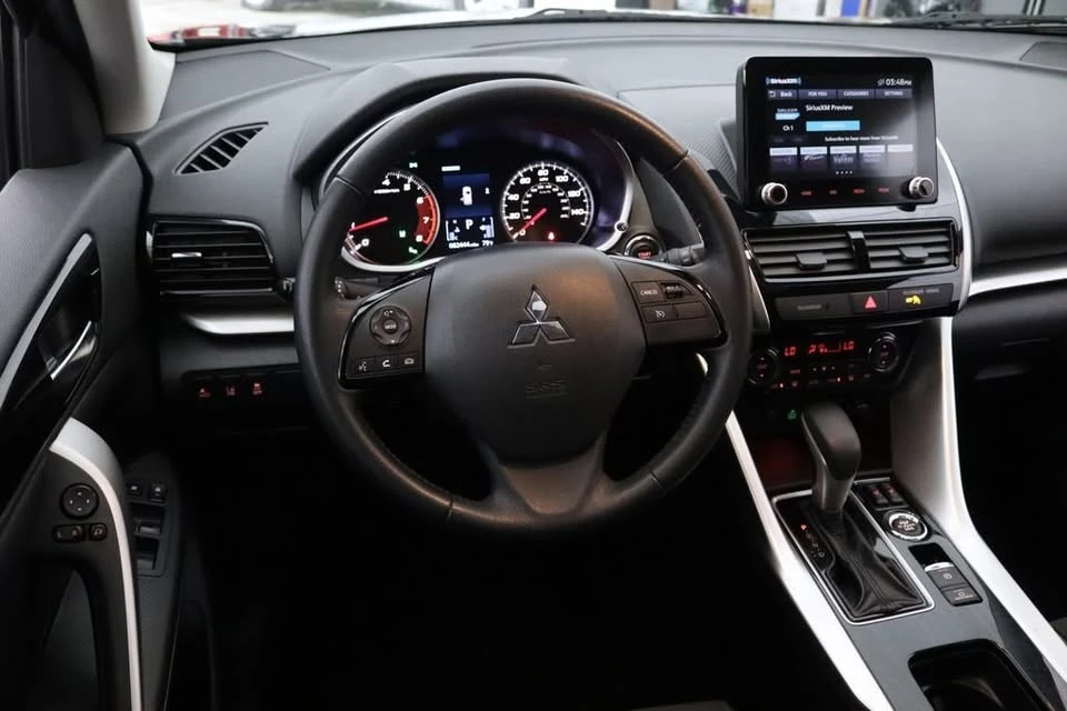 2023 Mitsubishi Eclipse Cross - Image 11 of 19
