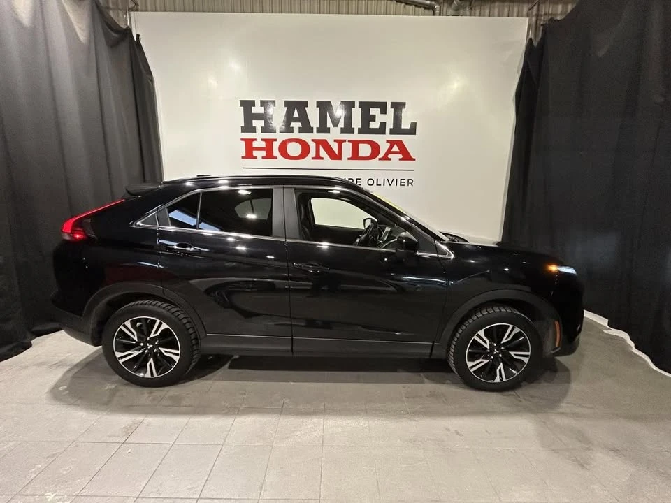 2023 Mitsubishi Eclipse Cross - Image 3 of 20