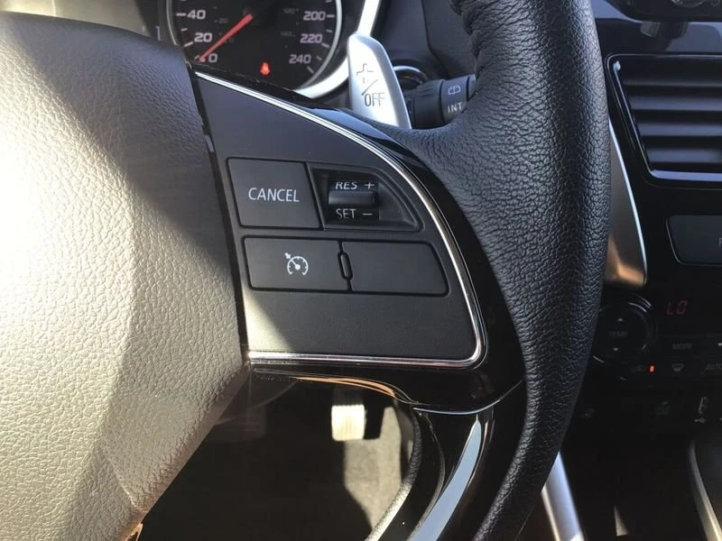 2023 Mitsubishi Eclipse Cross - Image 7 of 19
