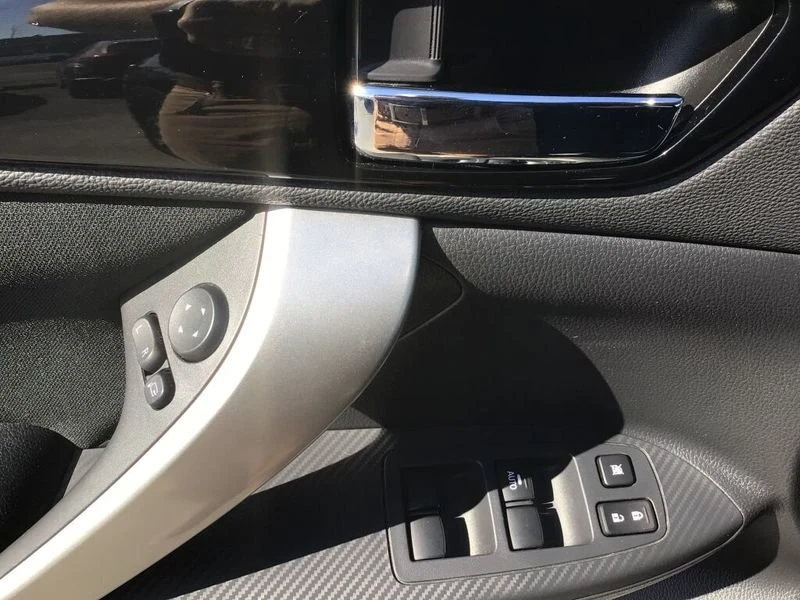 2023 Mitsubishi Eclipse Cross - Image 11 of 19