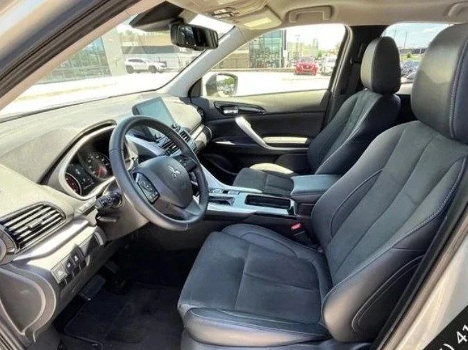 2023 Mitsubishi Eclipse Cross - Image 9 of 13