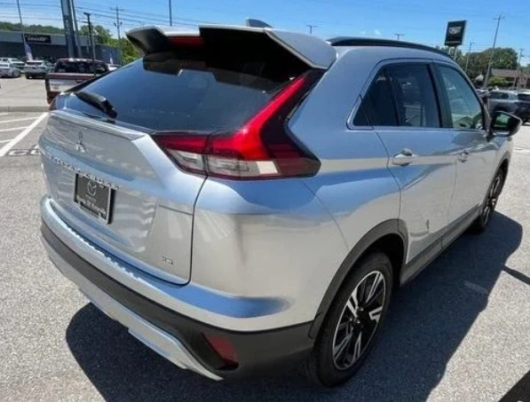 2023 Mitsubishi Eclipse Cross - Image 5 of 13