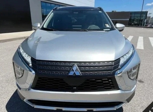 2023 Mitsubishi Eclipse Cross - Image 2 of 13