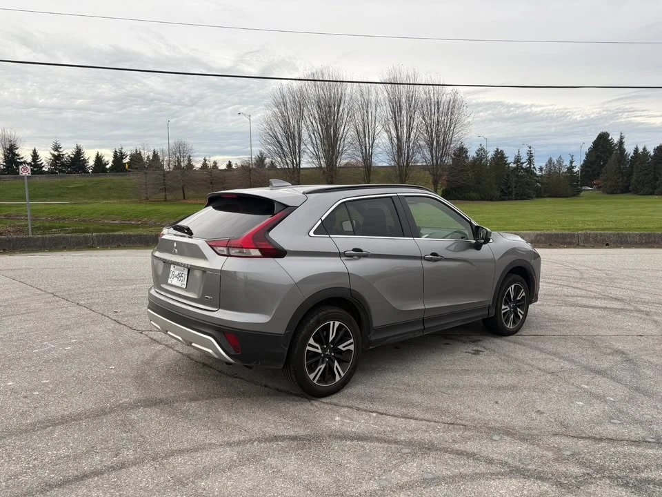 2023 Mitsubishi Eclipse Cross - Image 6 of 10