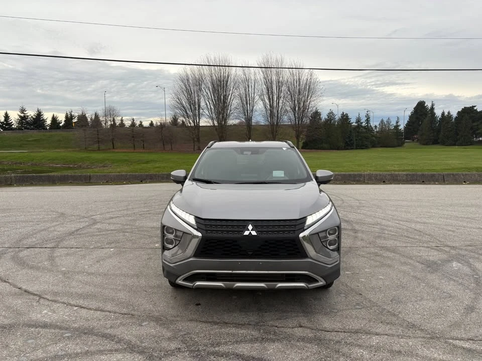 2023 Mitsubishi Eclipse Cross - Image 3 of 10