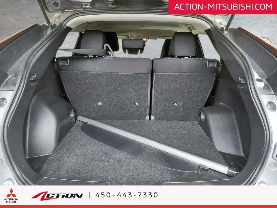2023 Mitsubishi Eclipse Cross - Image 12 of 20