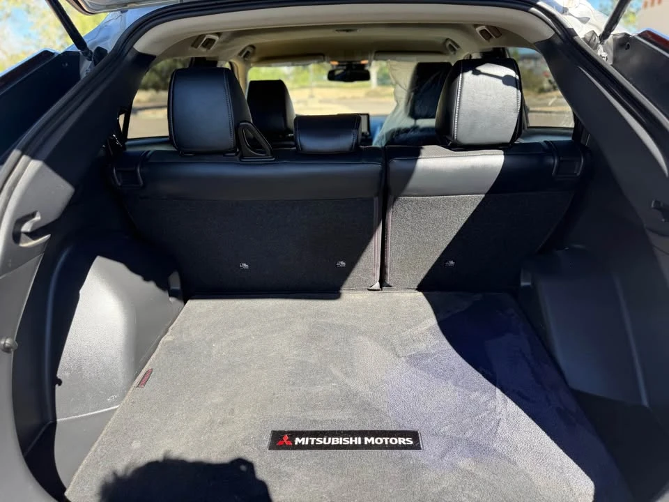 2023 Mitsubishi Eclipse Cross - Image 14 of 17