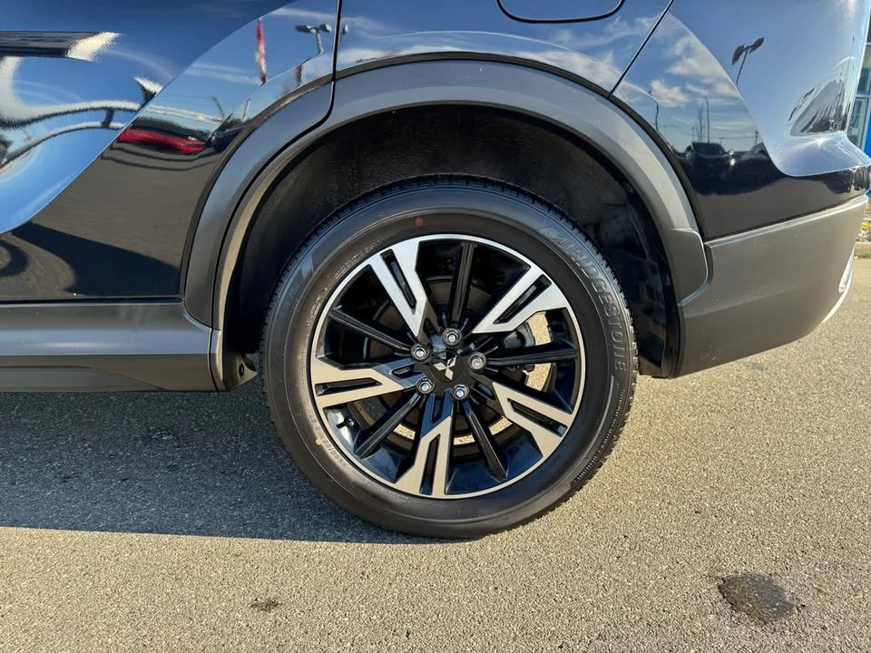 2023 Mitsubishi Eclipse Cross - Image 7 of 10