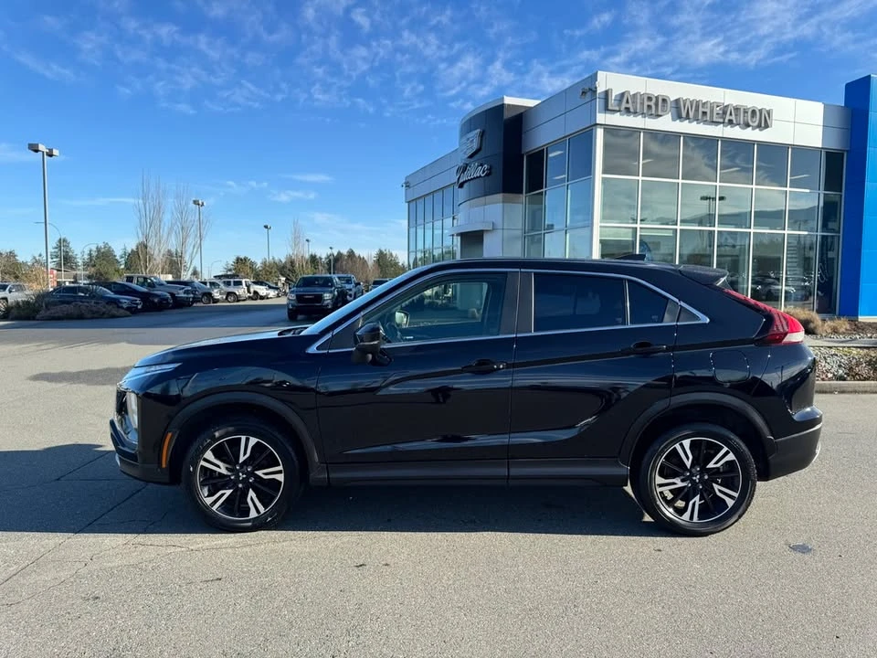 2023 Mitsubishi Eclipse Cross - Image 4 of 10