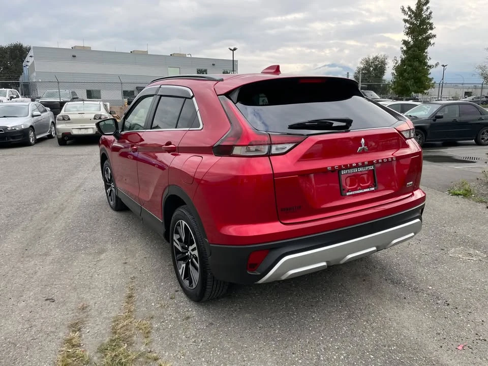 2023 Mitsubishi Eclipse Cross - Image 4 of 15