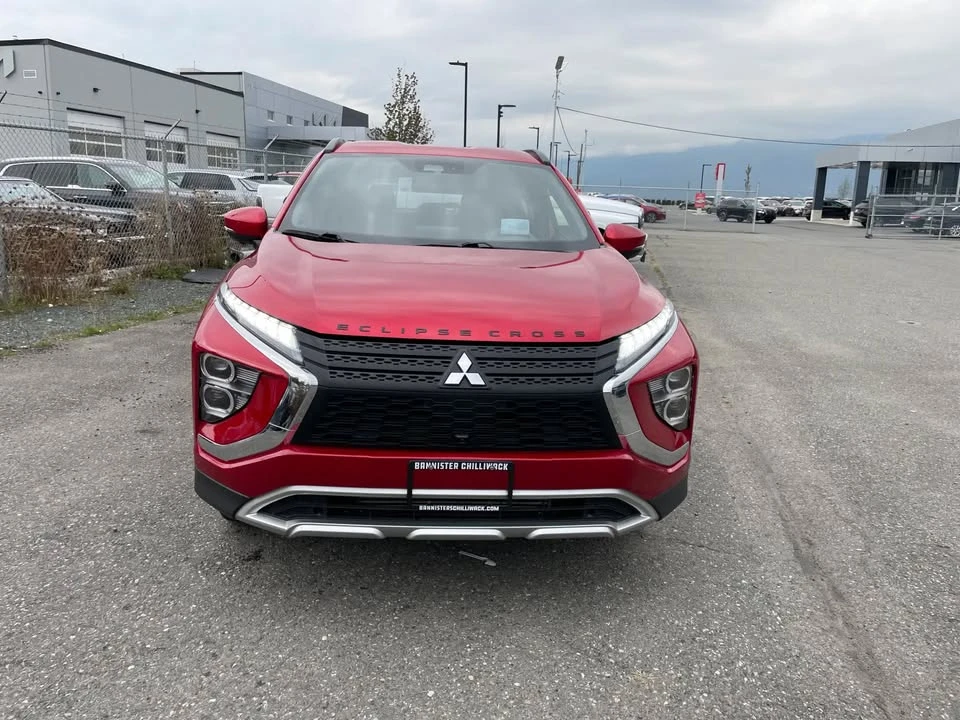 2023 Mitsubishi Eclipse Cross - Image 3 of 15