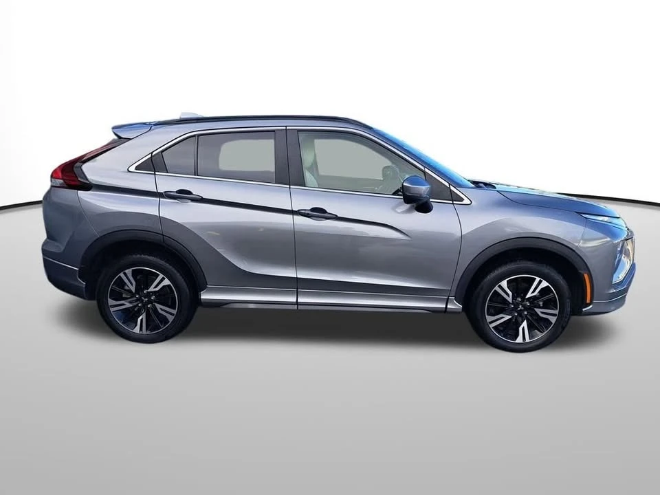 2023 Mitsubishi Eclipse Cross - Image 2 of 5