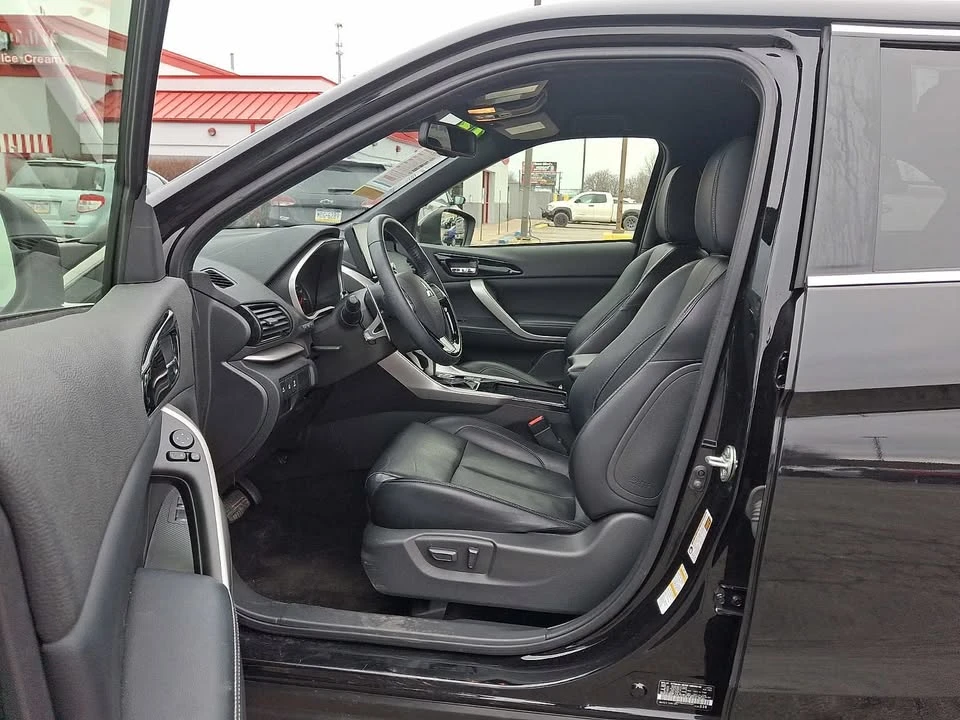 2023 Mitsubishi Eclipse Cross - Image 14 of 15