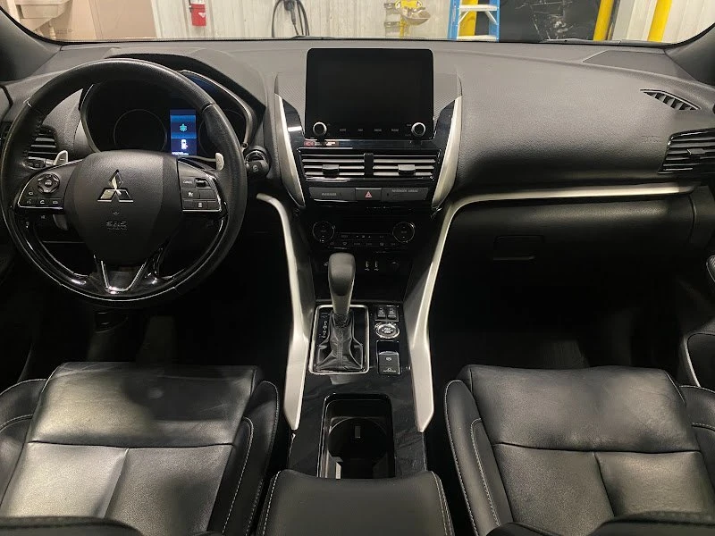 2023 Mitsubishi Eclipse Cross - Image 15 of 19