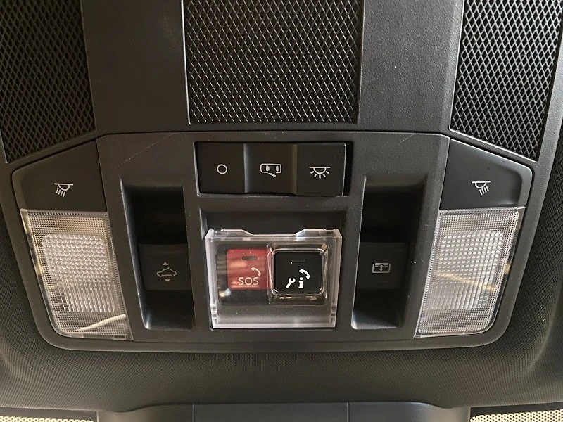 2023 Mitsubishi Eclipse Cross - Image 12 of 19