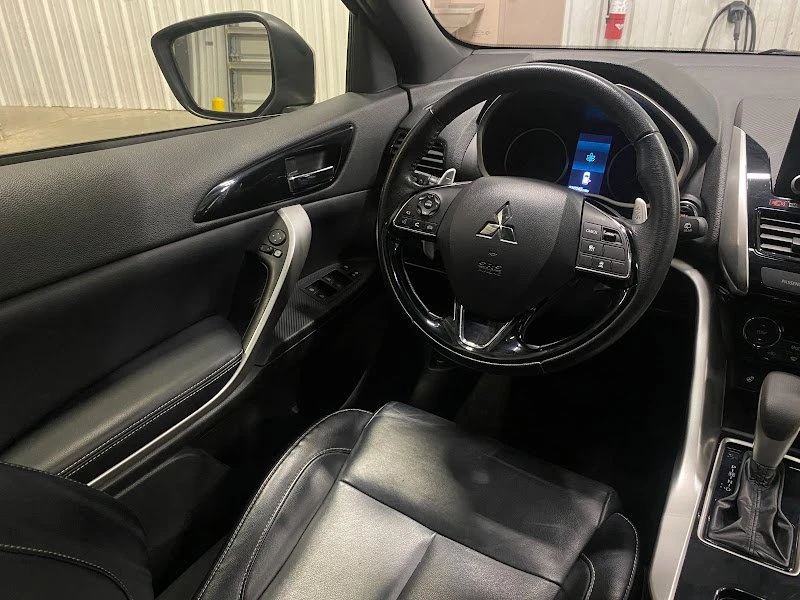 2023 Mitsubishi Eclipse Cross - Image 13 of 19