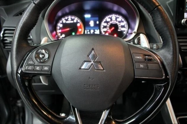 2023 Mitsubishi Eclipse Cross - Image 9 of 19