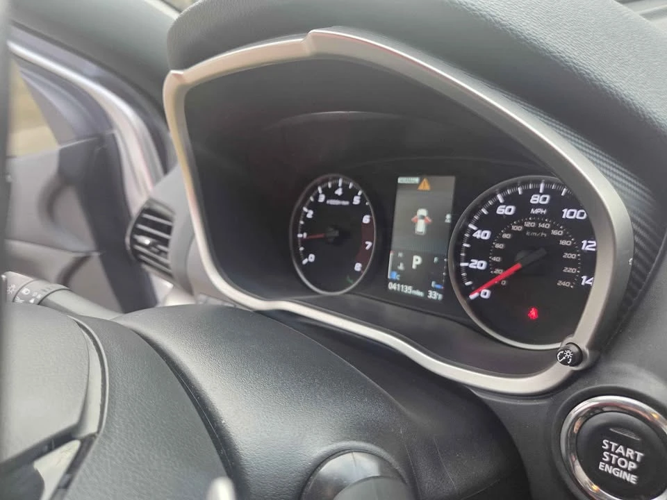 2023 Mitsubishi Eclipse Cross - Image 10 of 19
