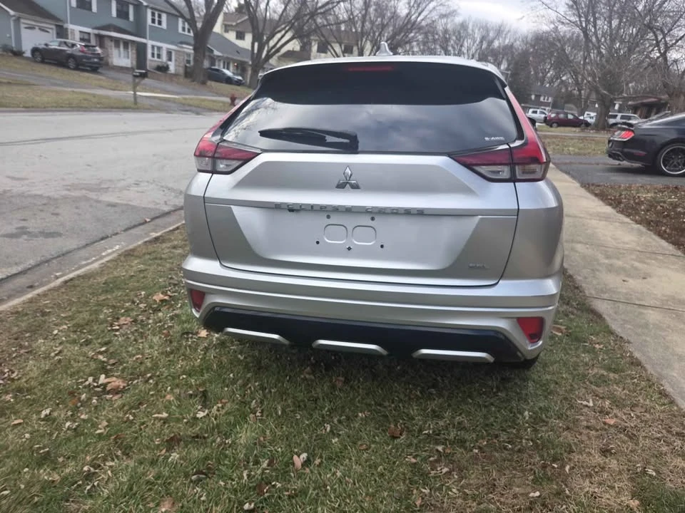 2023 Mitsubishi Eclipse Cross - Image 3 of 19