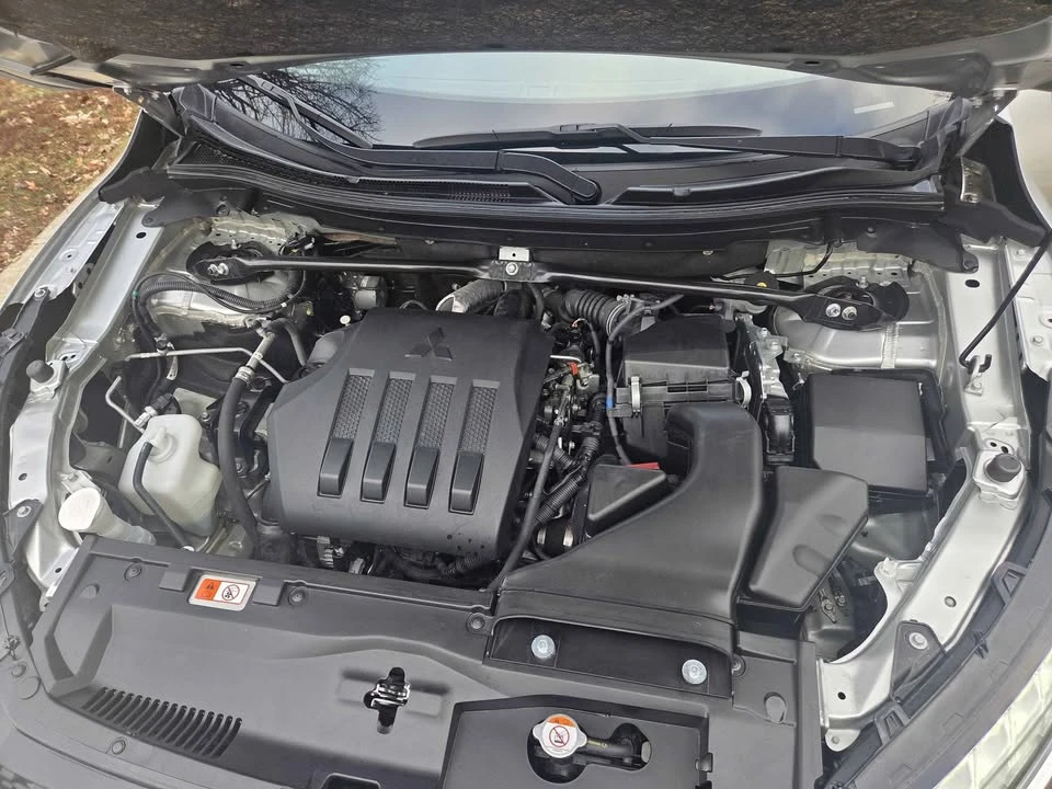 2023 Mitsubishi Eclipse Cross - Image 19 of 19